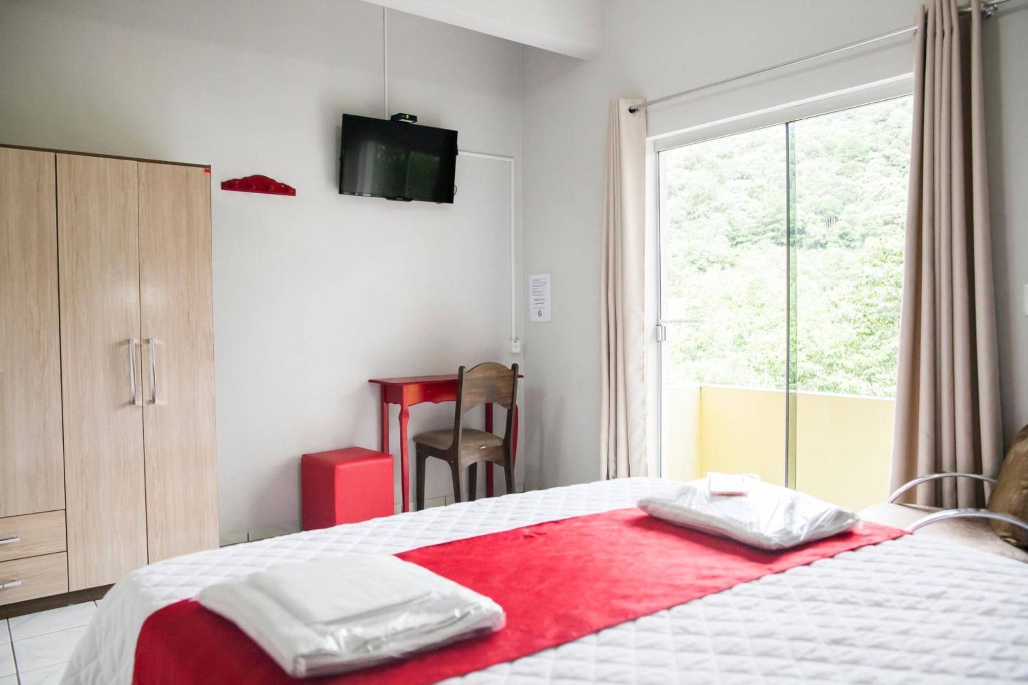 Hotel Grezelle Bituruna Экстерьер фото